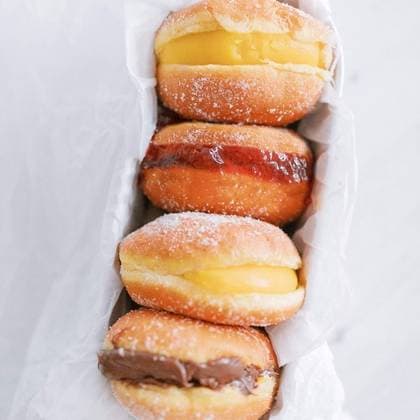 Bola de berlim c/ creme